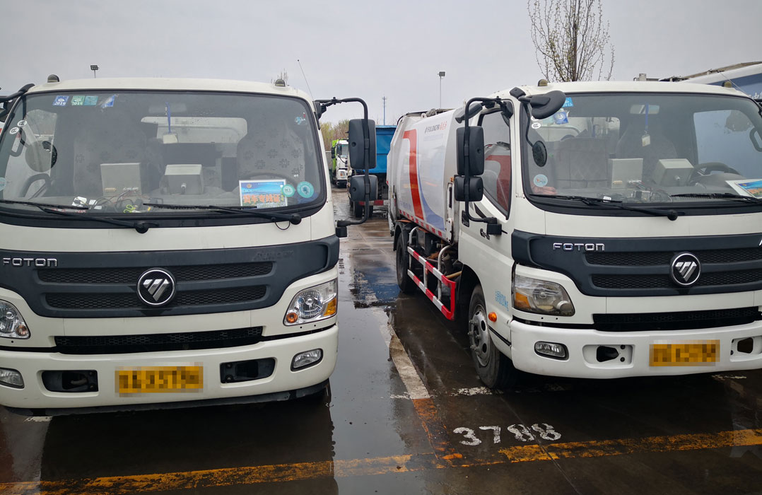 福龍馬壓縮車